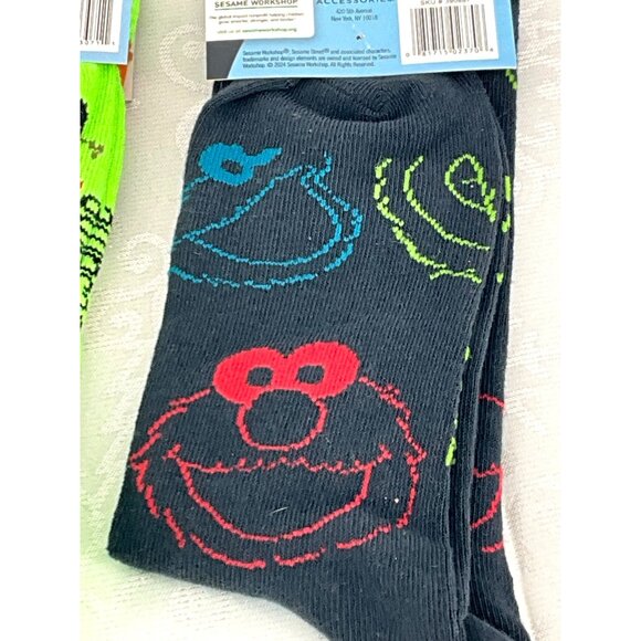 Sesame‎ Street Men's Crew Socks Set/2 pr Size 9-13 Includes Oscar & Elmo - Picture 3 of 6